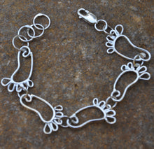 Load image into Gallery viewer, Sterling Silver Tarheel Bracelet and Earrings
